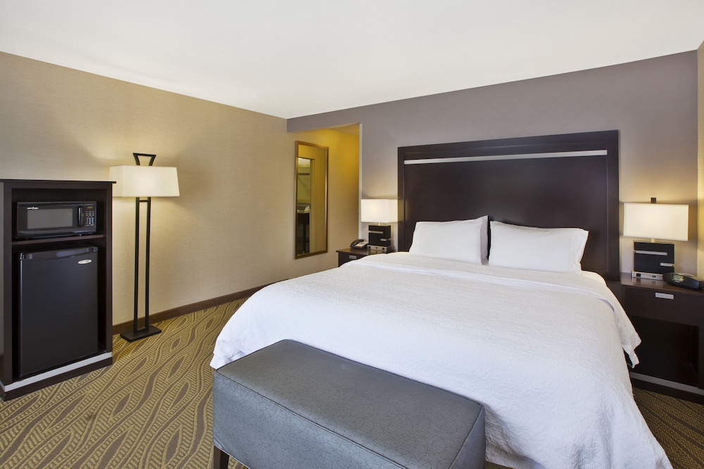 Hampton Inn & Suites Elyria - photo 3