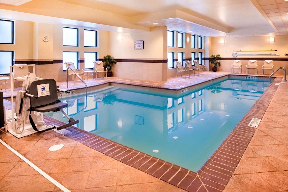 Hampton Inn & Suites National Harbor Alexandria Area - photo 22