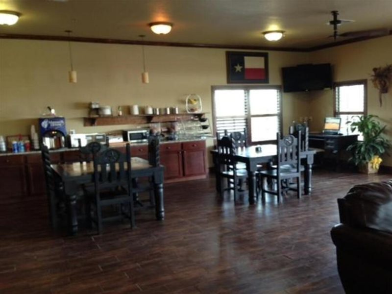 Studio Inn & Suites Kitchenettes - photo 9