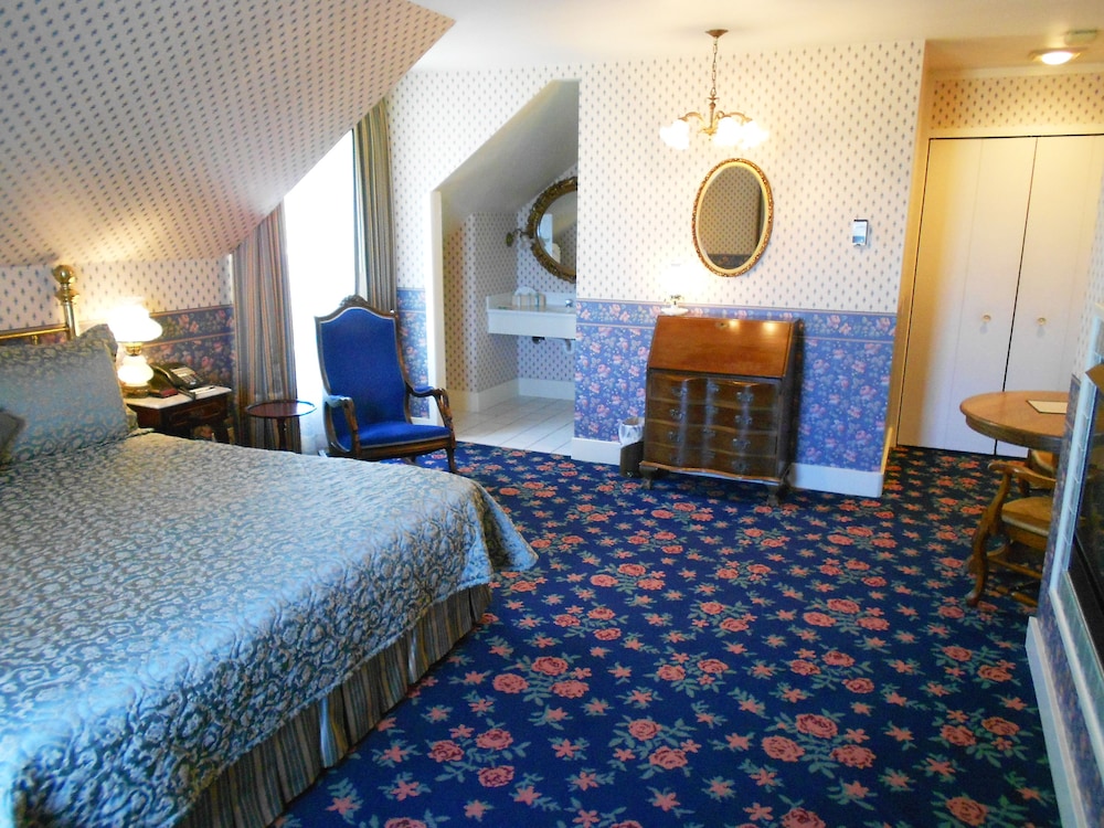 Hill House Inn - photo 16