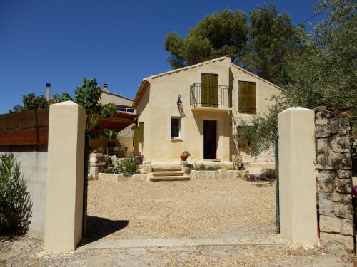 Gite de la Coste — 4-Star Luxury Hotel in Langlade, France