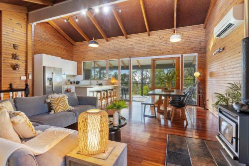 Hilltop Hideaway at Coolum Beach — Coolum Beach — photo 3