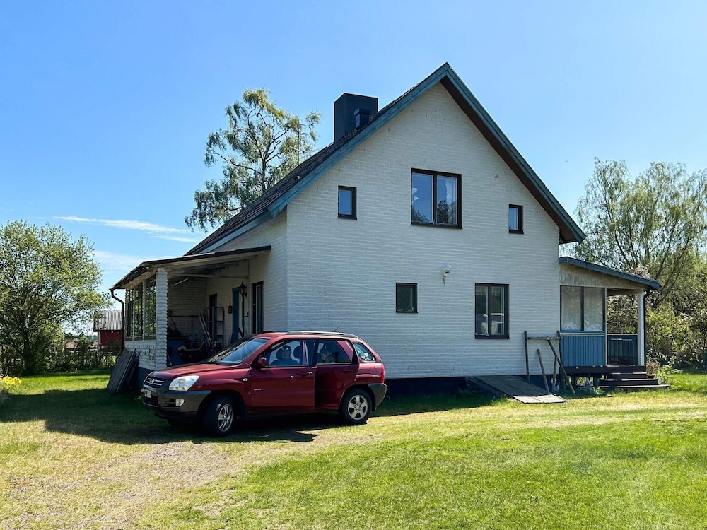 8 Person Holiday Home In Hova 17531346 — Hova