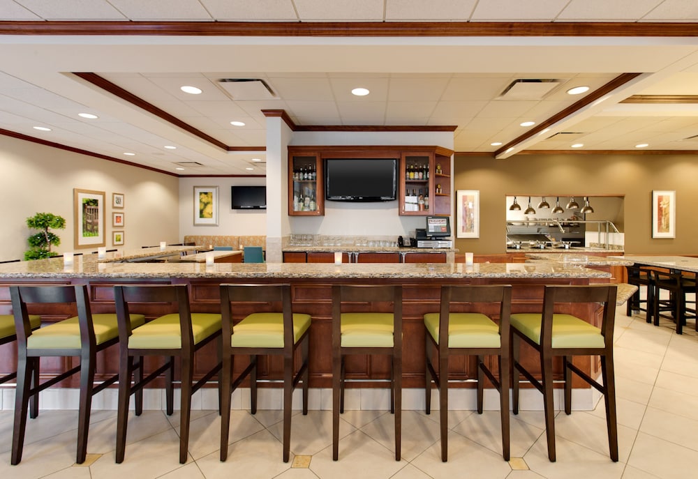 Hilton Garden Inn Naperville Warrenville - photo 29