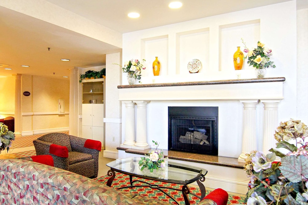 Sleep Inn & Suites BWI Airport - photo 35