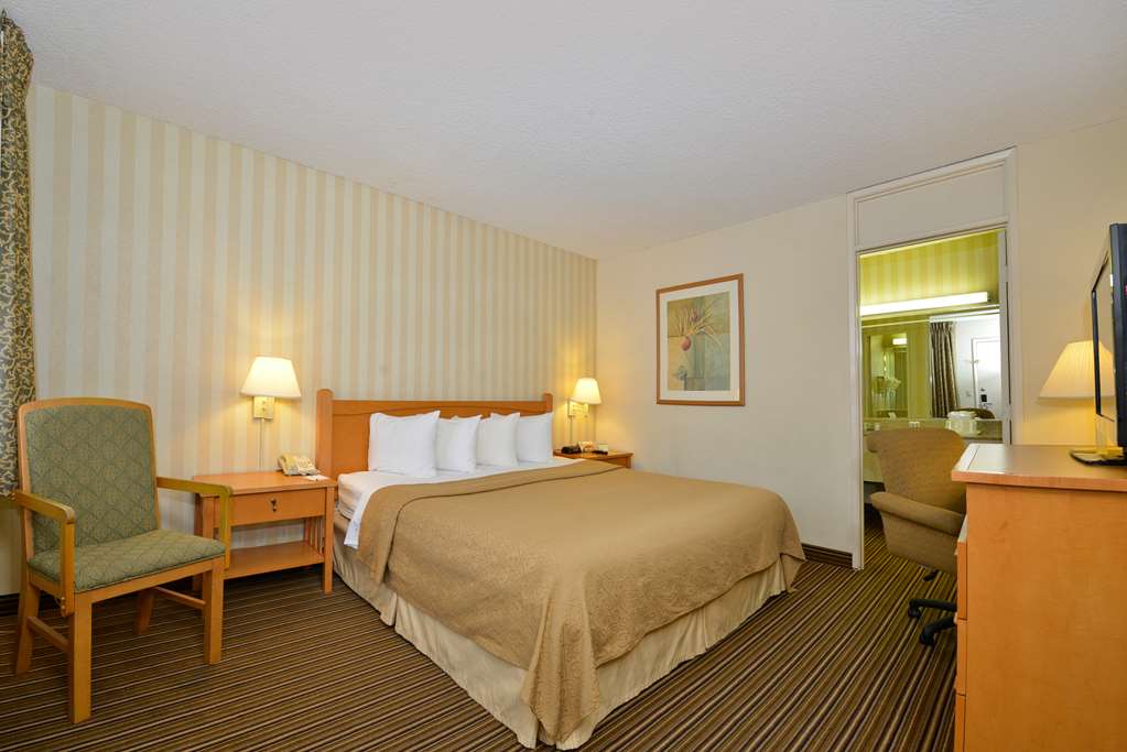 Travelodge by Wyndham Palm Springs - photo 8