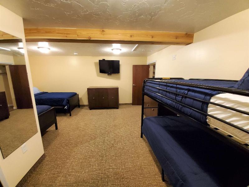 Jefferson Hills Motel - photo 23