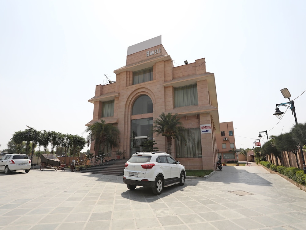 OYO 3179 Heritage Haveli in Rewari, India