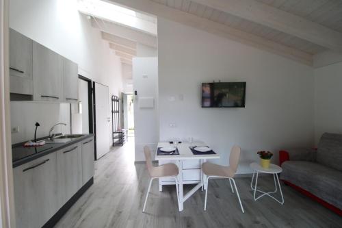 Agriturismo Nona Emma — 4-Star Luxury Hotel in Lenno, Italy