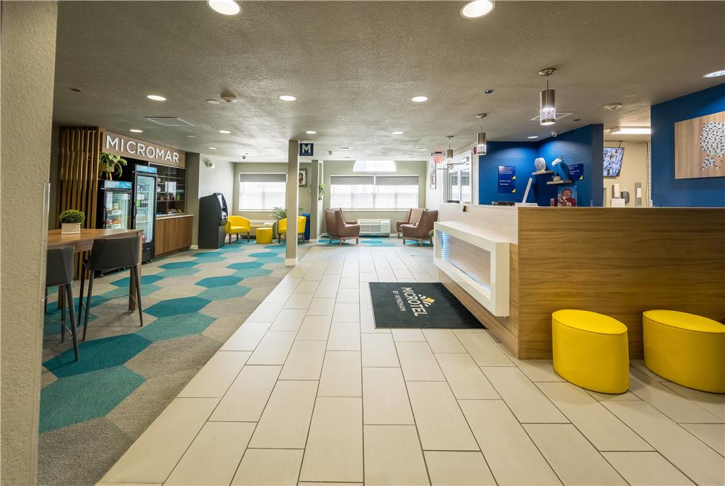 Microtel Inn & Suites by Wyndham Cheyenne - photo 10
