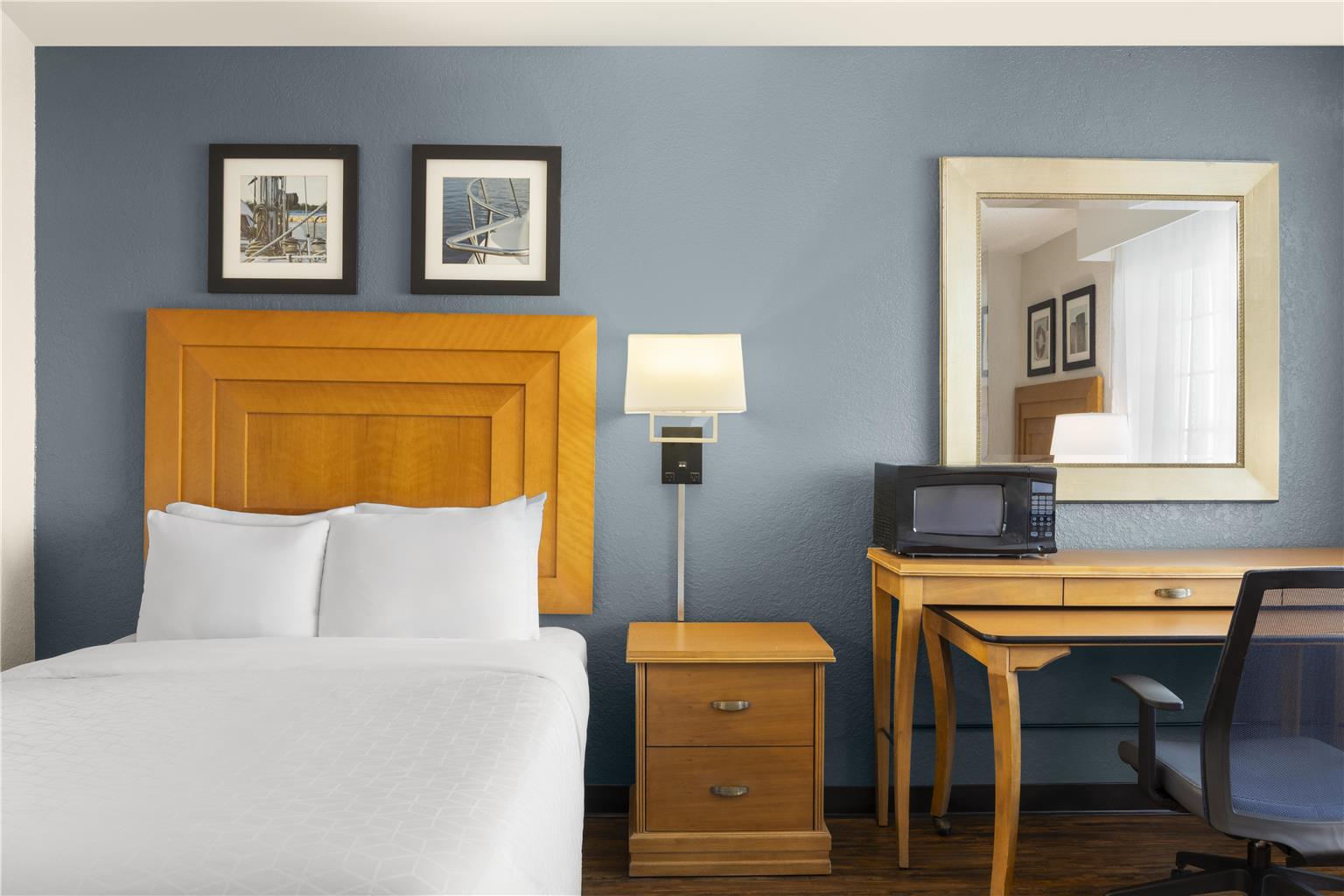 Harbor Town Inn BW Signature Collection - photo 13