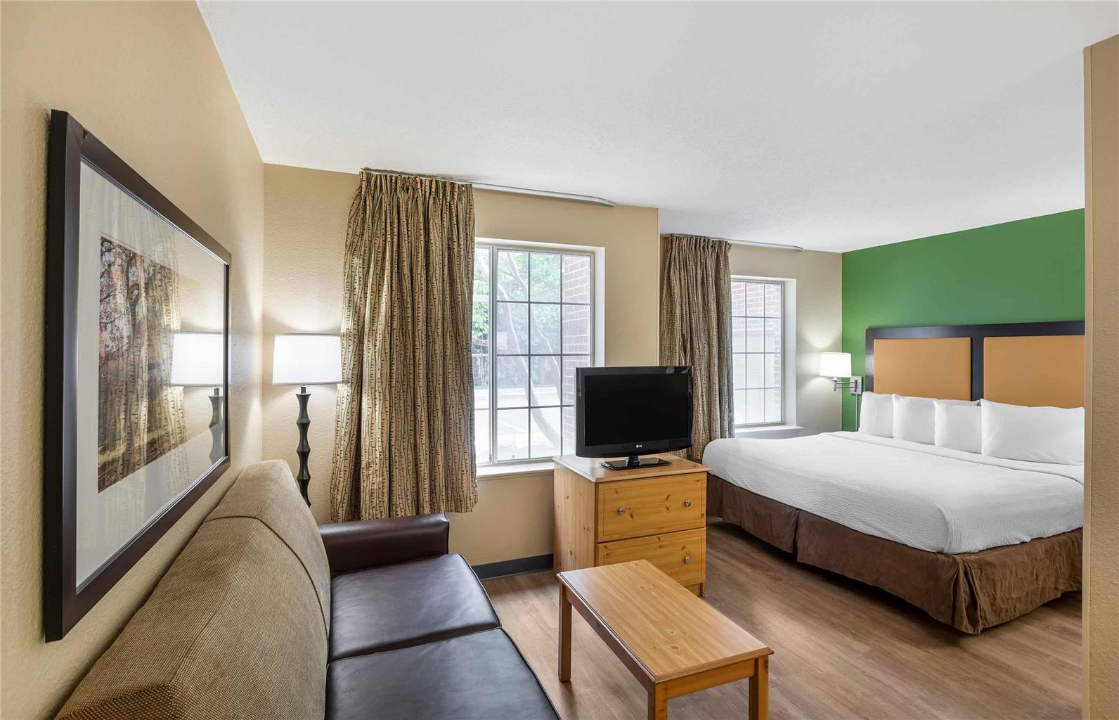 Extended Stay America Suites Milwaukee Brookfield - photo 27