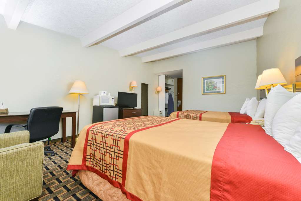 Americas Best Value Inn Sarasota Downtown - photo 22