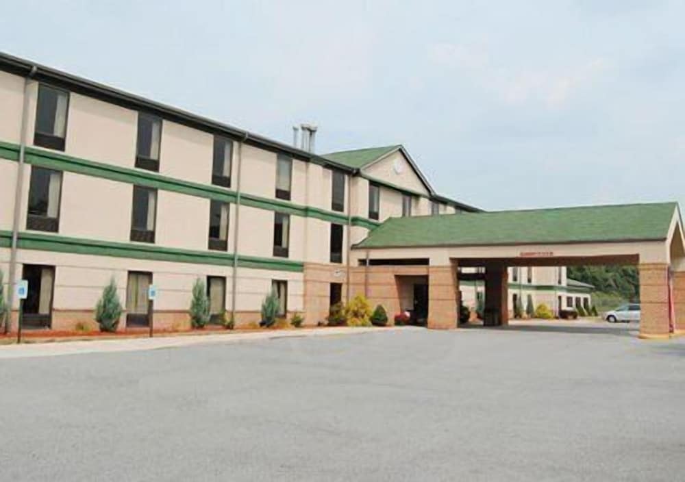 Comfort Inn Duncansville Altoona - photo 38