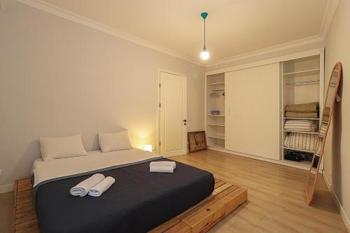 Mtatsminda Cozy Apt: Central & Comfy By Wehost