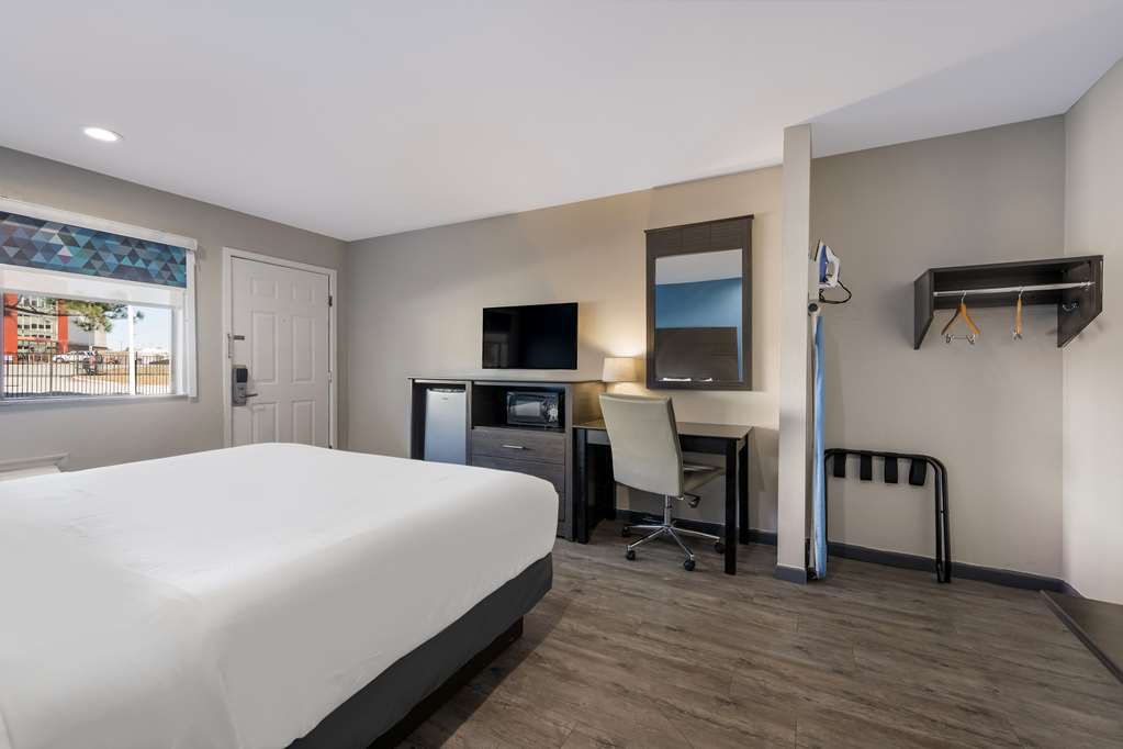 SureStay by Best Western Spring North Houston - photo 20