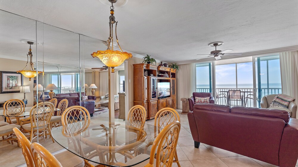 Crystal Sands on Siesta — 4-Star Luxury Hotel in Siesta Key, United States