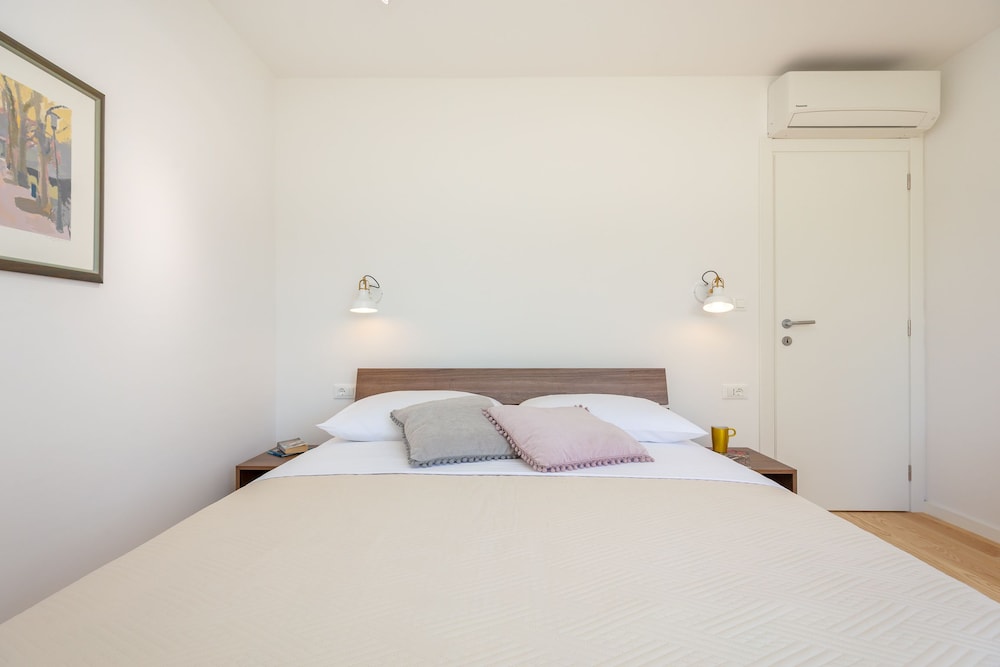 Hedera Estate Hedera A56 in Dubrovnik, Croatia