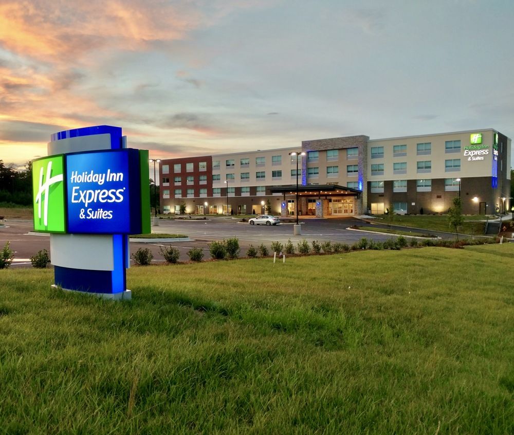 Holiday Inn Express & Suites Raleigh Airport Brier Creek by IHG - featured photo