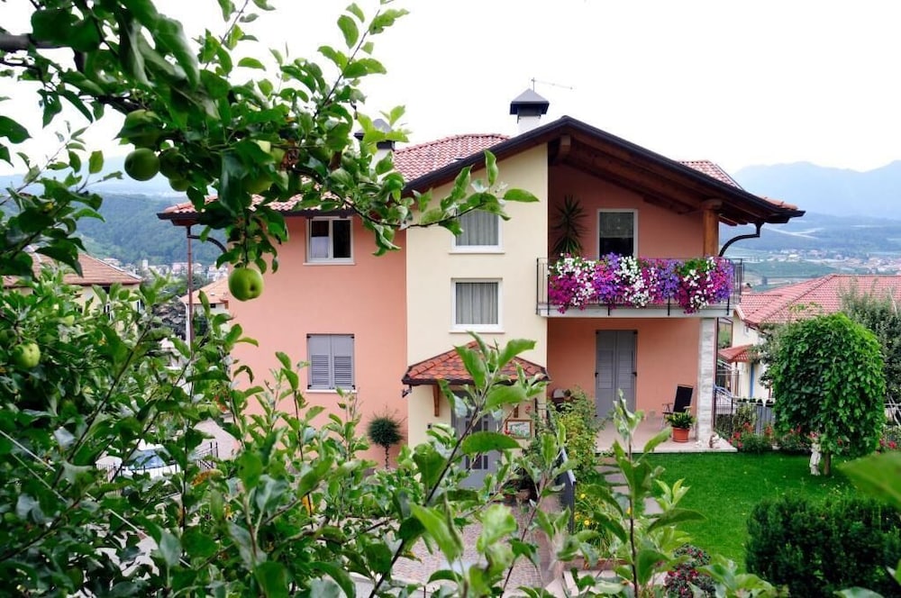Agritur Le Pergolette — hotel in Tassullo