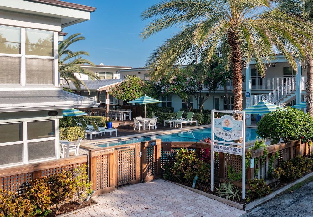 Sun Dek Beach House - photo 2