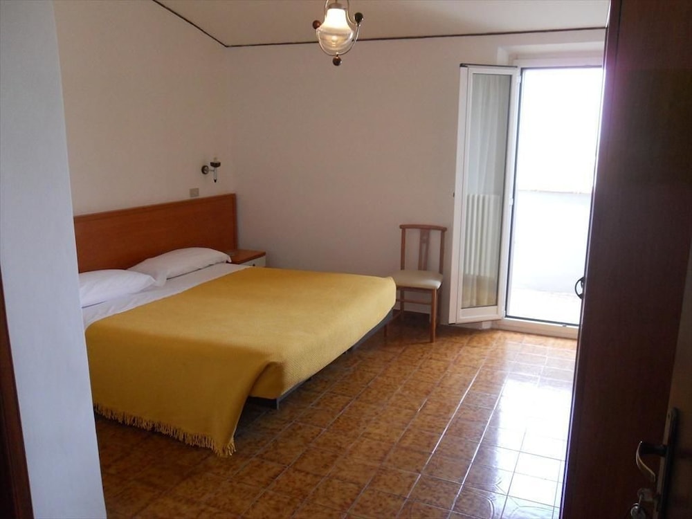 Hotel Italia — hotel in Ancona