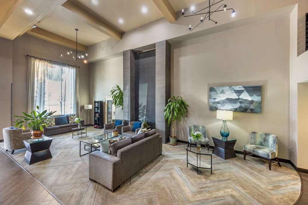 Best Western Plus North Las Vegas Inn & Suites - photo 3