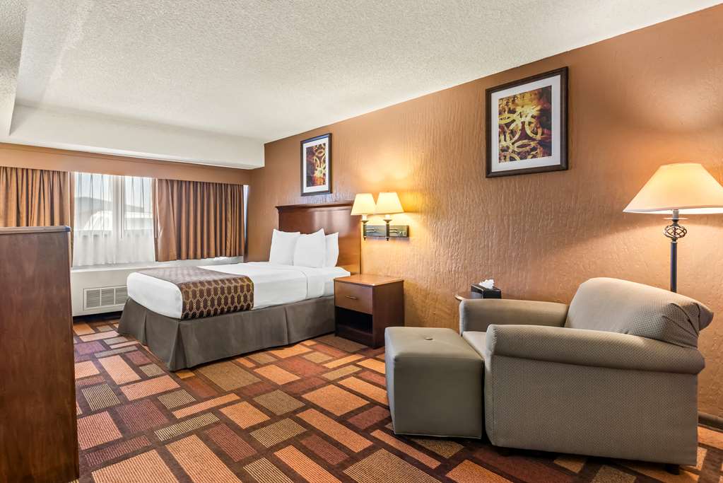 Best Western Tower West Lodge - photo 10