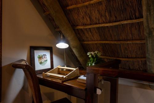 Serene Thatched Apartment in Noordhoek Cape Town