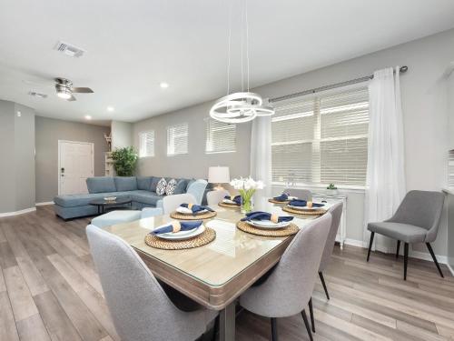 Bsv_Villa4454 — 4-Star Luxury Hotel in Davenport, United States