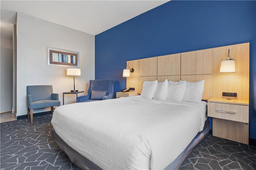 Best Western Eau Claire South - photo 20