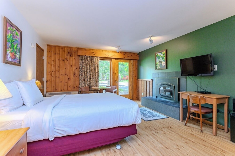 Holiday Acres Resort - photo 33