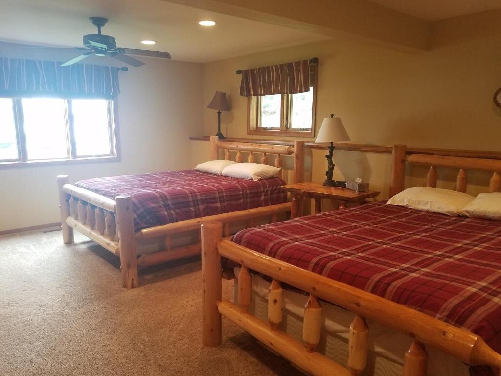 Mercer Lake Resort Cabin #7 - photo 4