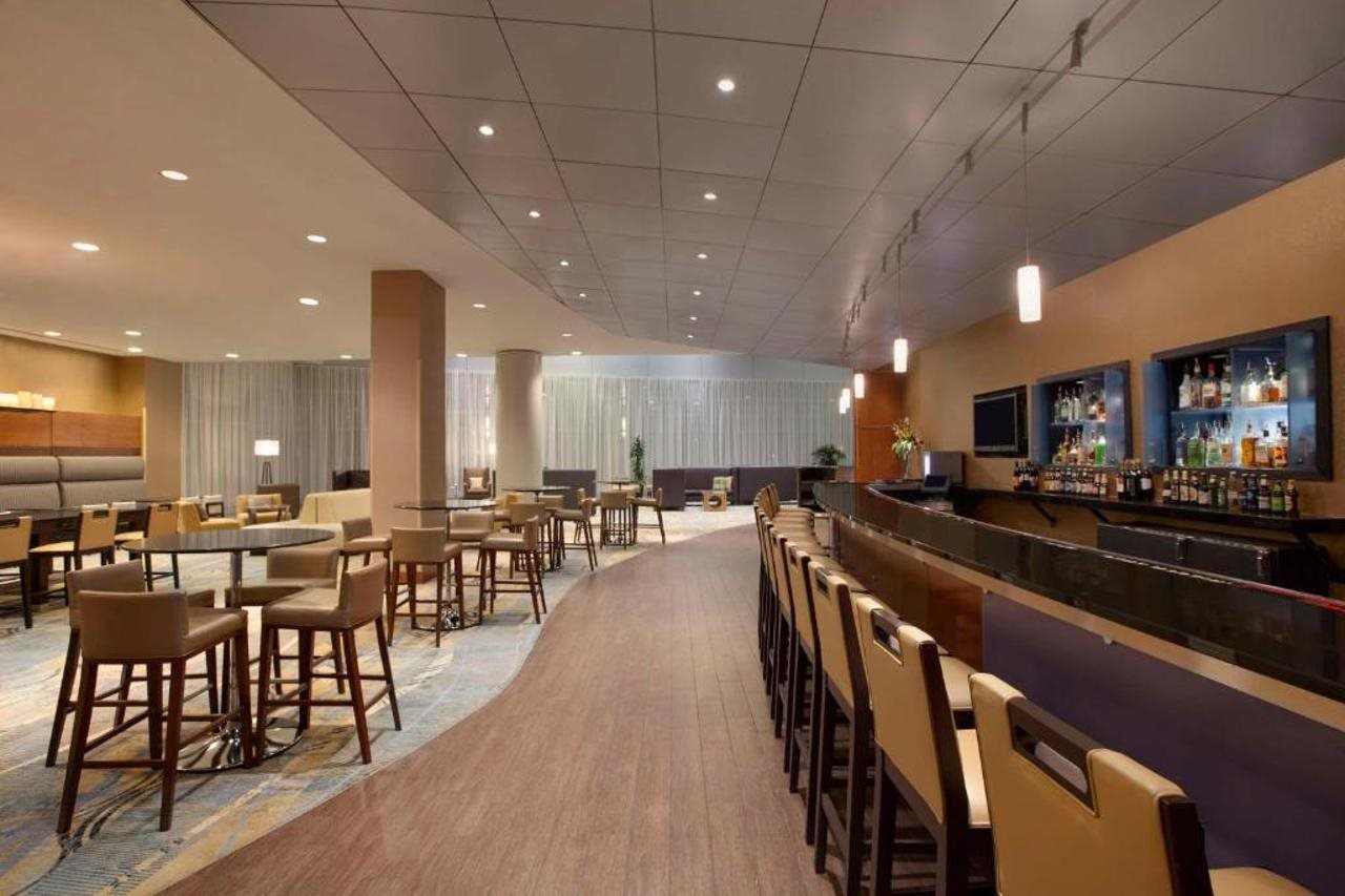 Hilton Baltimore BWI Airport - photo 9