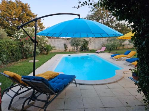 Maisonnette Avec Piscine La Picholine — Chateaurenard