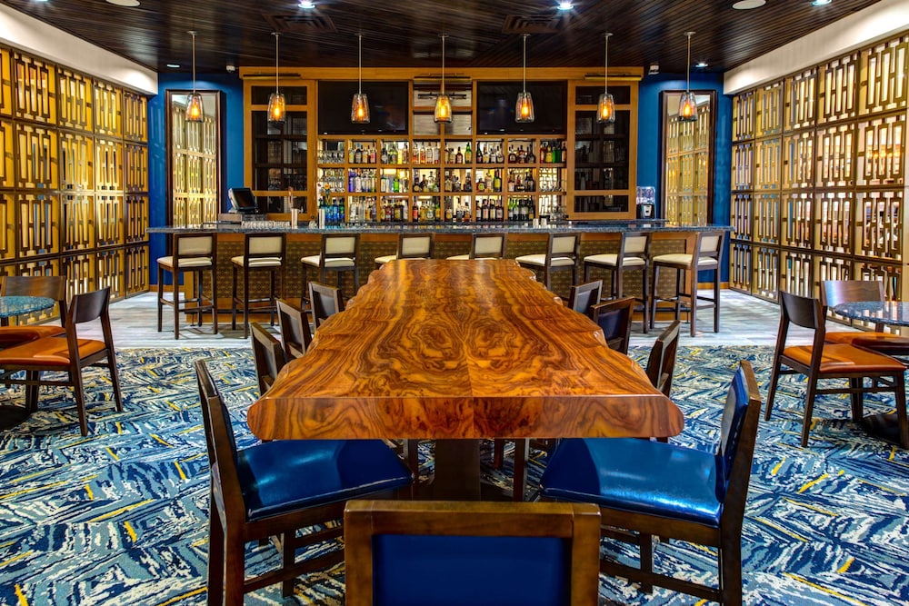 DoubleTree by Hilton Hotel Arlington DFW South - photo 19