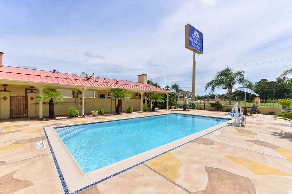 Americas Best Value Inn & Suites Alvin Houston - photo 23