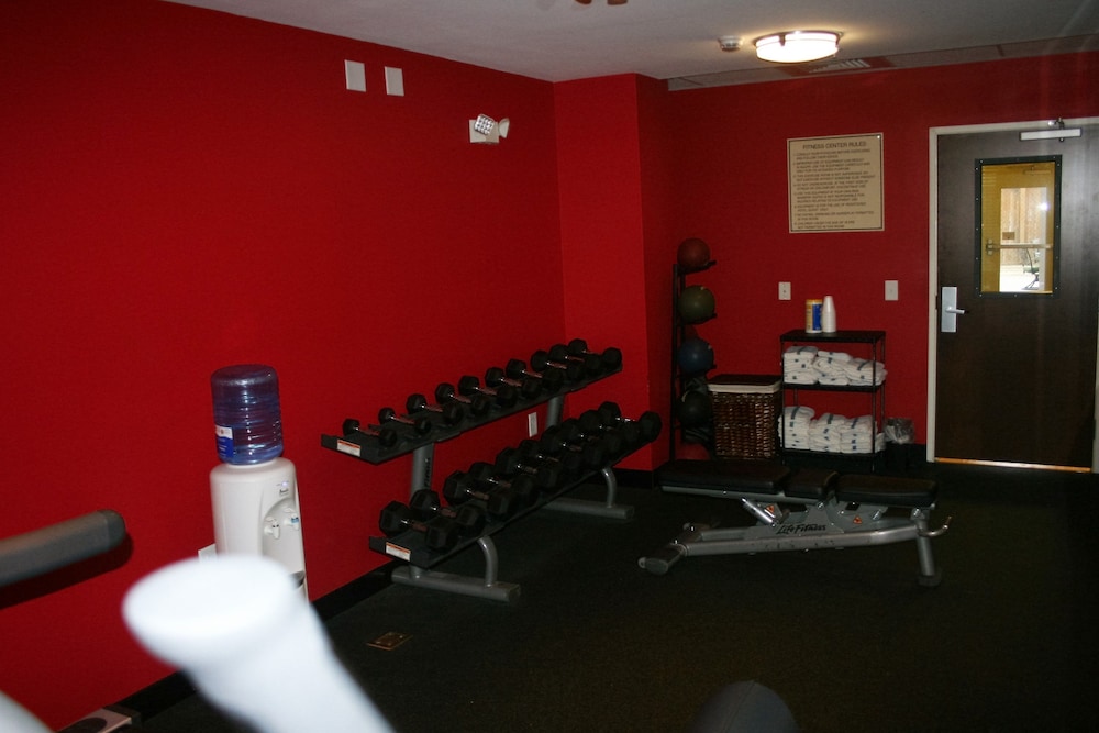 MainStay Suites Jacksonville near Camp Lejeune - photo 36