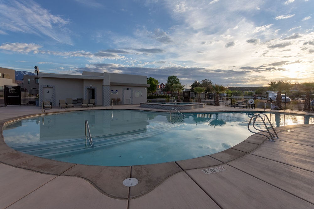 Town Center Resort - photo 846