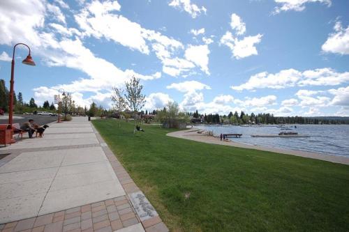 Greystone on Payette Lake by Casago McCall Donerightmanagement - photo 23