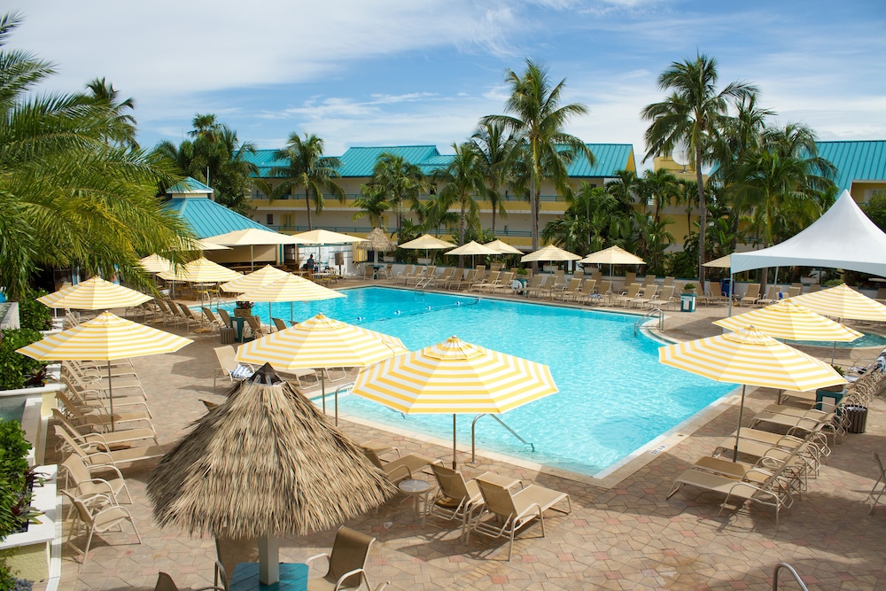 Tween Waters Island Resort & Spa - photo 31
