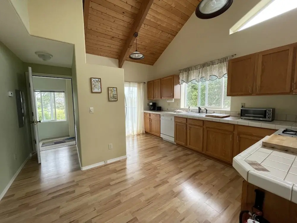 Bayshore RV Park & Guest Suites - photo 14