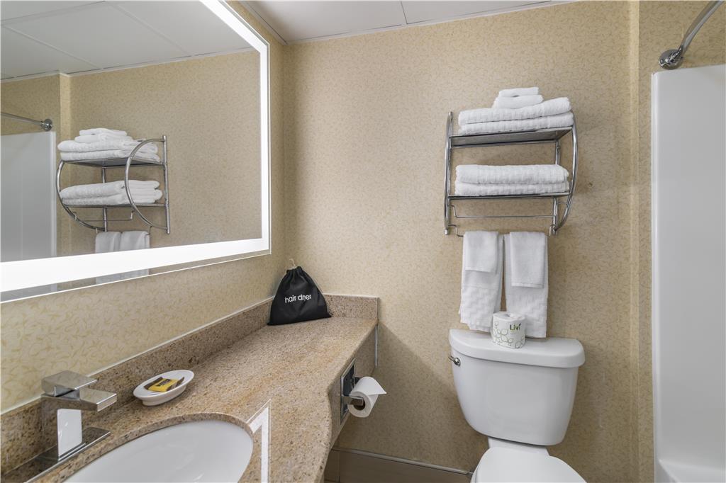 Best Western Plus Keene Hotel - photo 63