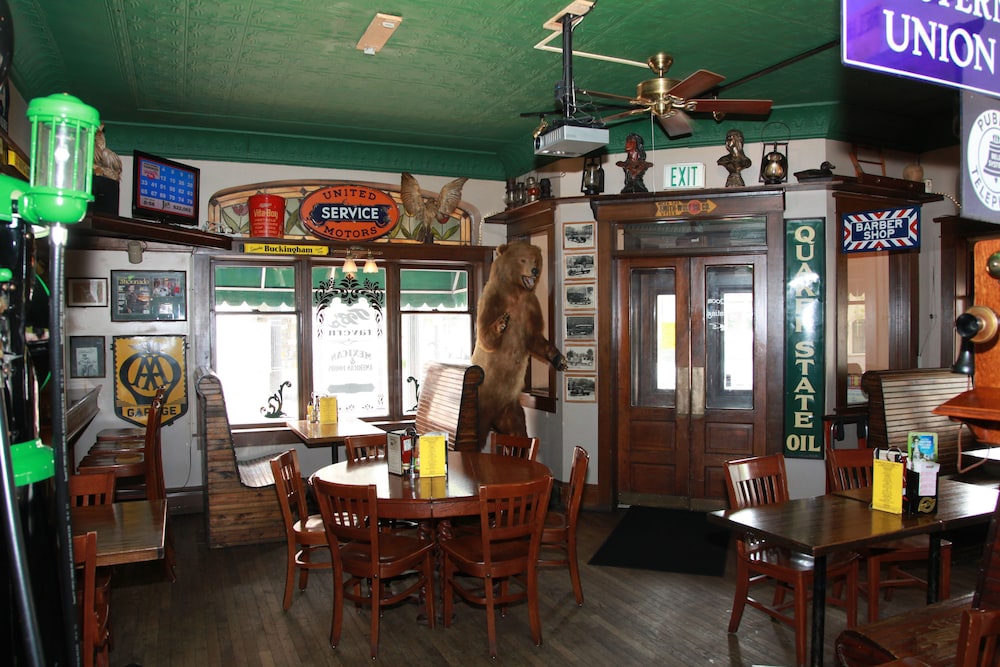 The Winter Inn - photo 34