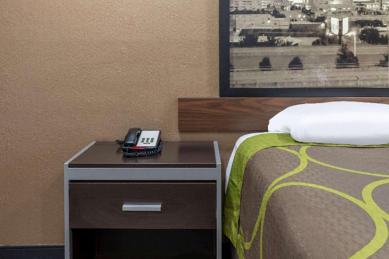 Super 8 By Wyndham Tulsa Arpt St Fairgrounds - photo 23