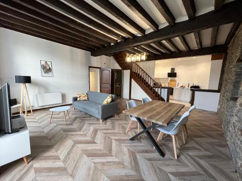 Le cottage de l'Oudon — 4-Star Luxury Hotel in Segre, France