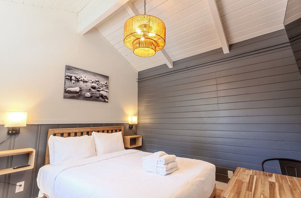 Tahoe Mountain inn - photo 59