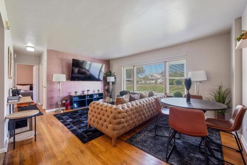 Harmony Haven — 4-Star Luxury Hotel in Westmont, United States