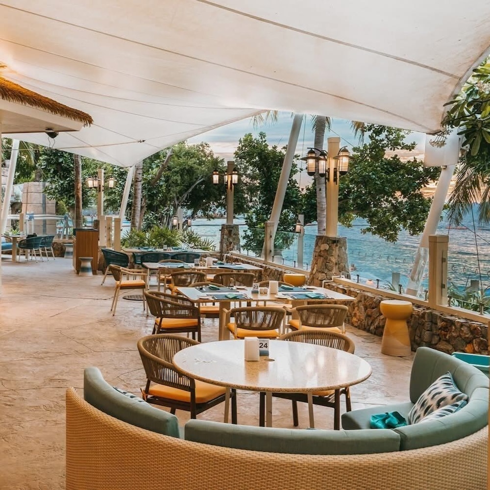 מזון ומשקאות