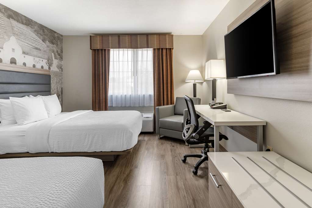 Best Western Plus Vineyard Inn - photo 40